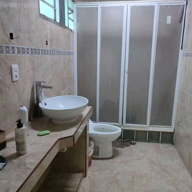 OFERTA REBAJADA 12000 DOLARES PLACA LIBRE INDEPENDIENTE INTERIOR DE LA MISMA CASA - 4/10