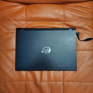 Vendo laptop de uso - Img 56949399