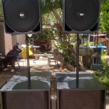 EQUIPO PROFESIONAL DE AUDIO - 5/8