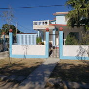 Se vende casa biplanta en Habana del Este, ideal para quienes buscan un espacio amplio y cómodo. - Img 57305890