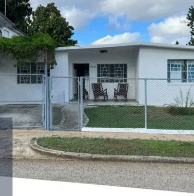 Casa en venta en el reparto Fontanar La Habana - Img 98651597