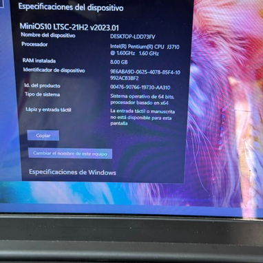 Laptop Intel con rendimiento ideal para algunos juegos y trabajos de programación informática. - 3/6