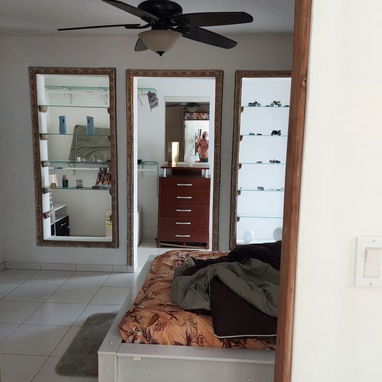 100_El palacio en SAN MIGUEL EN PAULA [ Siboney ] Se venden 3 casas juntas ‼️‼️‼️ dos abajo,puertas de calle,una al lado - Img 122061106