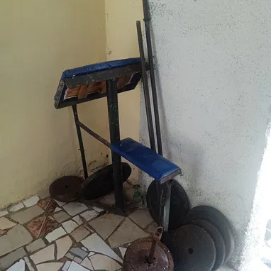 Vendo aparatos de uso de gimnasio en buen estado - Img 122952937