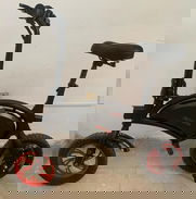 Bicicleta eléctrica marca Jetson ; Hace 25km/h y autonomía de 27km por carga - Img 49450891