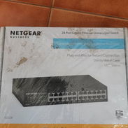 Switch 24 puertos a giga nuevo sellado Netgear - Img 56767396