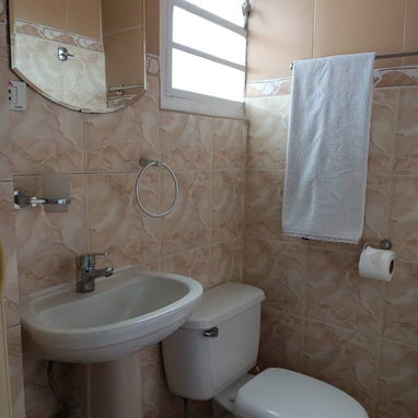 🪼 Alquiler casas particulares cuba|casas de renta| casas en el vedado - Img 114063839