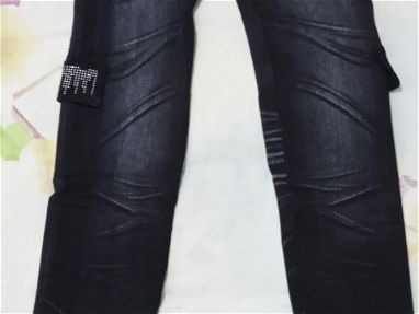 Pantalones jeans totalmente elastizados, tela fuerte y gruesa 8 euros o el canje en MN - Img main-image