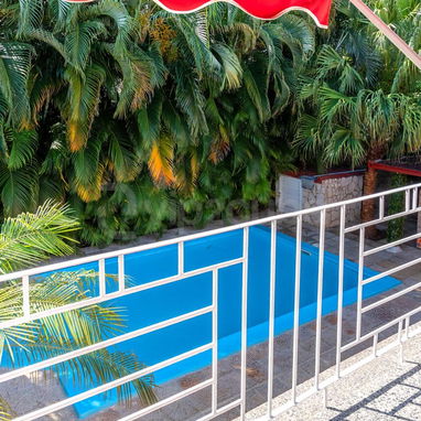Exclusividad en Siboney: Tu refugio de lujo en La Habana 💎 CASA DE RENTA - Img 114565114