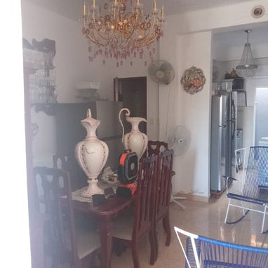 ๐ SE VENDE - PLAYA ๐ Bajos de una casa de dos plantas, apartamento 2 de 4. ๐๏ธ 2 cuartos ๐ฟ 2 baรฑos ๐๏ธ Sala amplia ๐ฝ - Img 125173884