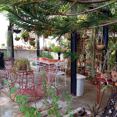 Casa independiente en miramar de 5/4 + garage. Dos plantas. - 3/6