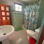 🚨Vendo casa 🏠en : 💵: $9000 (🧏🏻♂️🚨Se vende con todo adentro🧏🏻♂️) 📍La Habana, Marianao Ave 37 - Img 57547936