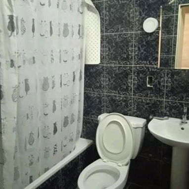 En venta casa de dos plantas en el reparto Martí. Ubicada en una calle de pocos vecinos !!! - Img 112145815