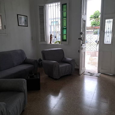 Permuto o vendo casa independiente en Santos Suárez Moderno - Img 125303245