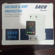 Protector de voltaje y amperaje SACO 220V 60Hz - Img 56514409
