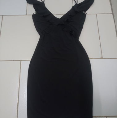 Venta de ropa y un zapato de mujer - Img 98047135