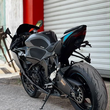 EN VENTA‼️ Kawasaki ninja ZX6R| 2025 - 2/5