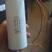 Vendo capacitor de lavadora semiautomatica en 3000 cup,soy de alamar - Img 55178861