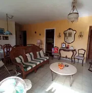 Permuto por algo con iguales condiciones pero con garaje - Img 49815734