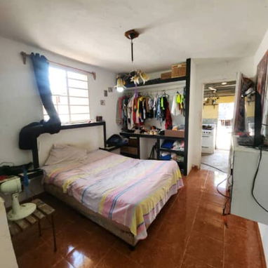 SE VENDE CASA EN 23 Y 12 VEDADO - 2/10