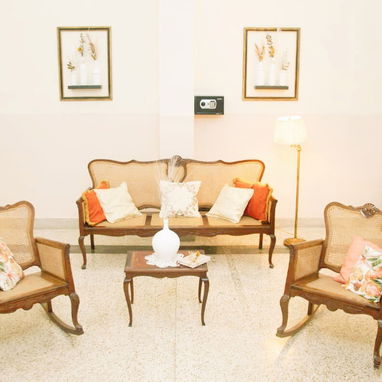 🏠Long-term rental for foreigners in Old Havana.💡 Features a reliable backup power system. 📱 Reservations: +5355284821 - 3/10