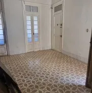 Olvídese de los apagones Se vende Casa Capitalista en Habana Vieja a 2 cuadras de obispo - Img main-image-49779320