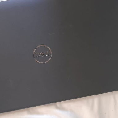 Dell Latitude 3520 / i7 1165G7 11na + 16GB DDR4 etc.... 400USD - 2/2
