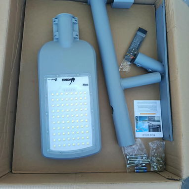 Lámpara solar para exteriores 300W - 2/2