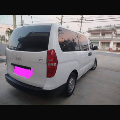 HYUNDAI H1 2018 - 6/10