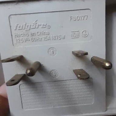 Adaptador de pared de corriente de 6 tomas - Img 123709833