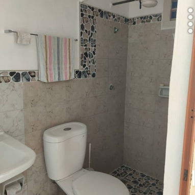 ▶️ PERMUTO O VENDO APTO DE 2/4 EN 2do PISO REPARTO BABOSA, PLAYA - Img 125873469