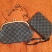Cartera uso, buen estado - Img 55198609