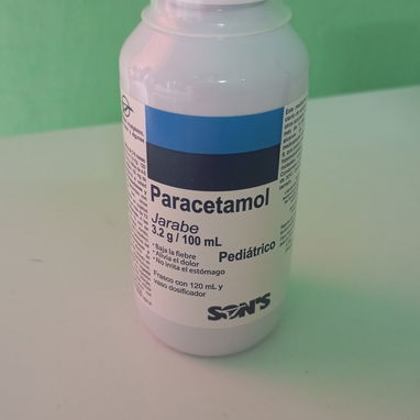 Paracetamol infantil, Ibuprofeno jarabe infantil, Ambroxol ( expectorante)  emulsión de Scott 12 USD , Adevit 11 USD - 3/8