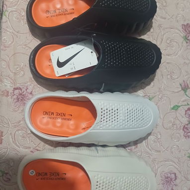Chancletas Nike Mind, varios colores y números - 2/3
