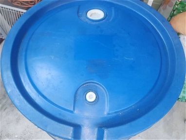 Tanque de “ 55 Galones de agua” de plastico Azul de los buenos y duros (Nuevoo) al 53822315 - Img 67131704
