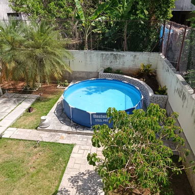 ¡RENTA LINEAL DE LUJO EN NUEVO VEDADO! 🌟 - 6/10