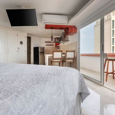🌊Serenity Ocean: lujo boutique frente al mar en Vedado, energía garantizada y hospitalidad exclusiva con propósito💫 - Img 121164418