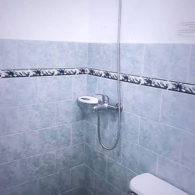 📱 Apartamento de 3 Habitaciones en Centro Habana: Amplio y Privado 🏙️ - Img 115990343