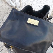 Espectacular regalo Bolso Salvatore  Ferragamo de mujer - Img 58029457