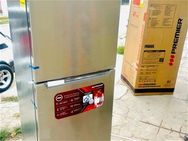 Refrigerador Premier de 7.6 pies nuevo en su caja  y con Transporte incluído - Img main-image-45685180