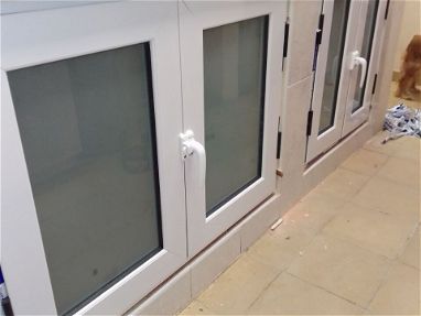 Puertas , ventanas y bajos de mesetas de aluminio - Img 66797711