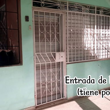 🏠 VENTA DE CASA 3/4, PLANTA BAJA Y AMUEBLADA EN MANTILLA, Calle Rosell. Se vende con todo. Totalmente enrejada. - 2/9