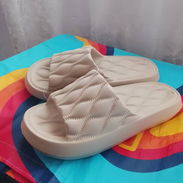 Chancletas nuevas a buen precio no dude en preguntar - Img 57275119