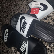 Chancletas Nike de hombre - Img 58149825