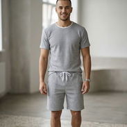 Conjuntos short y pulovers de hombre - Img 55941197