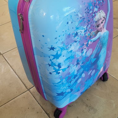 Vendo equipaje para niña - 2/2