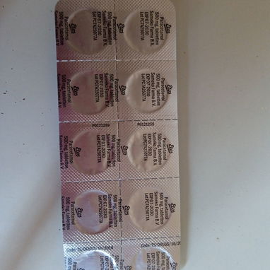 Se vende medicamentos y media elastica - 2/4