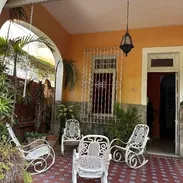 CASA INDEPENDIENTE EN EL VEDADO – AHORA 100 000 USD - Img 57473828