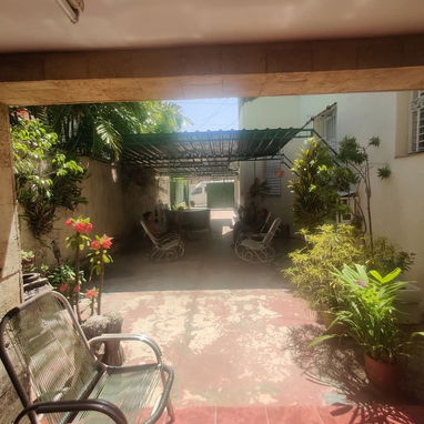 Oportunidad única en Miramar Playa! Apartamento tipo casa independiente de dos plantas, con excelente ubicación !!! - Img 107162046