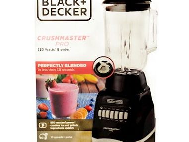 Batidora black Decker CrushMaster™ Pro con vaso de cristal nueva en caja. 53868296 WhatsApp - Img 40518950